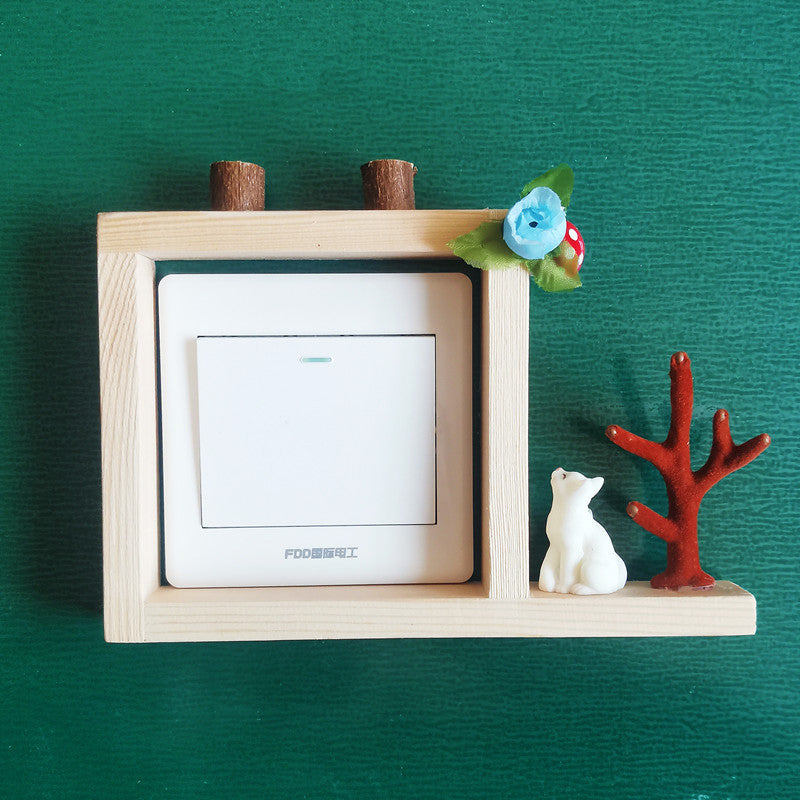 Woodland Socket Accent Frame / Wood Color Box Test Tube Left