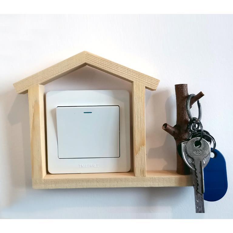 Woodland Socket Accent Frame / Log House Flower Cat Left